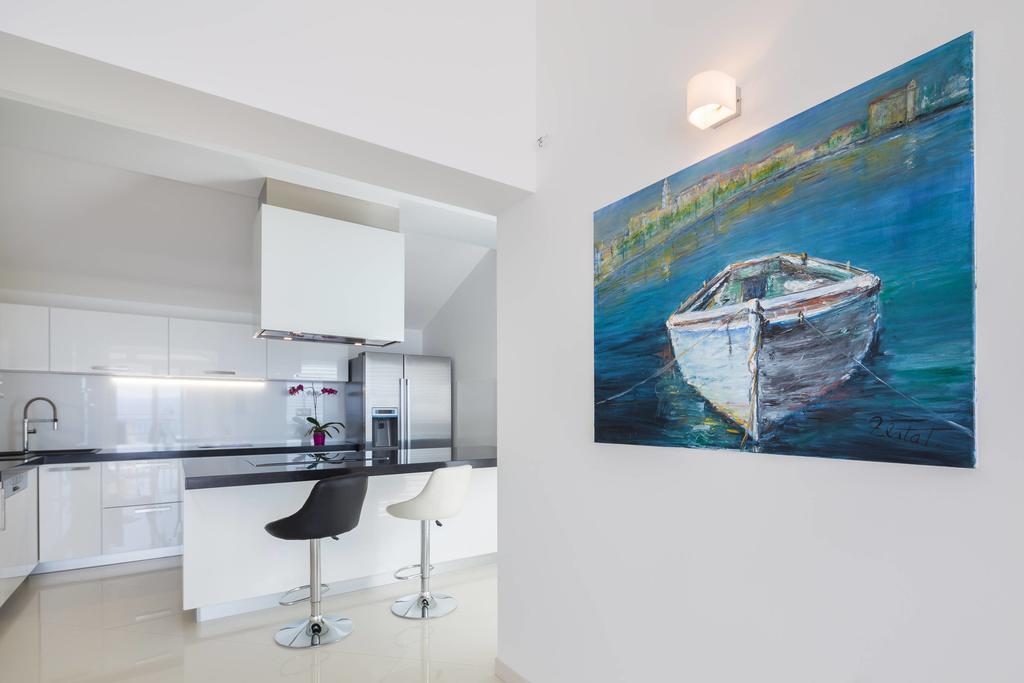 Beach Penthouse Diamond Omiš Eksteriør bilde